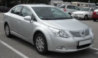 Toyota Avensis T270 (2008–2015 m.): evoliucija ir modernumas