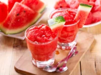 Arbūzų ir granatų šerbetas – Watermelon Pomegranate Sorbet (kokteilio receptas)